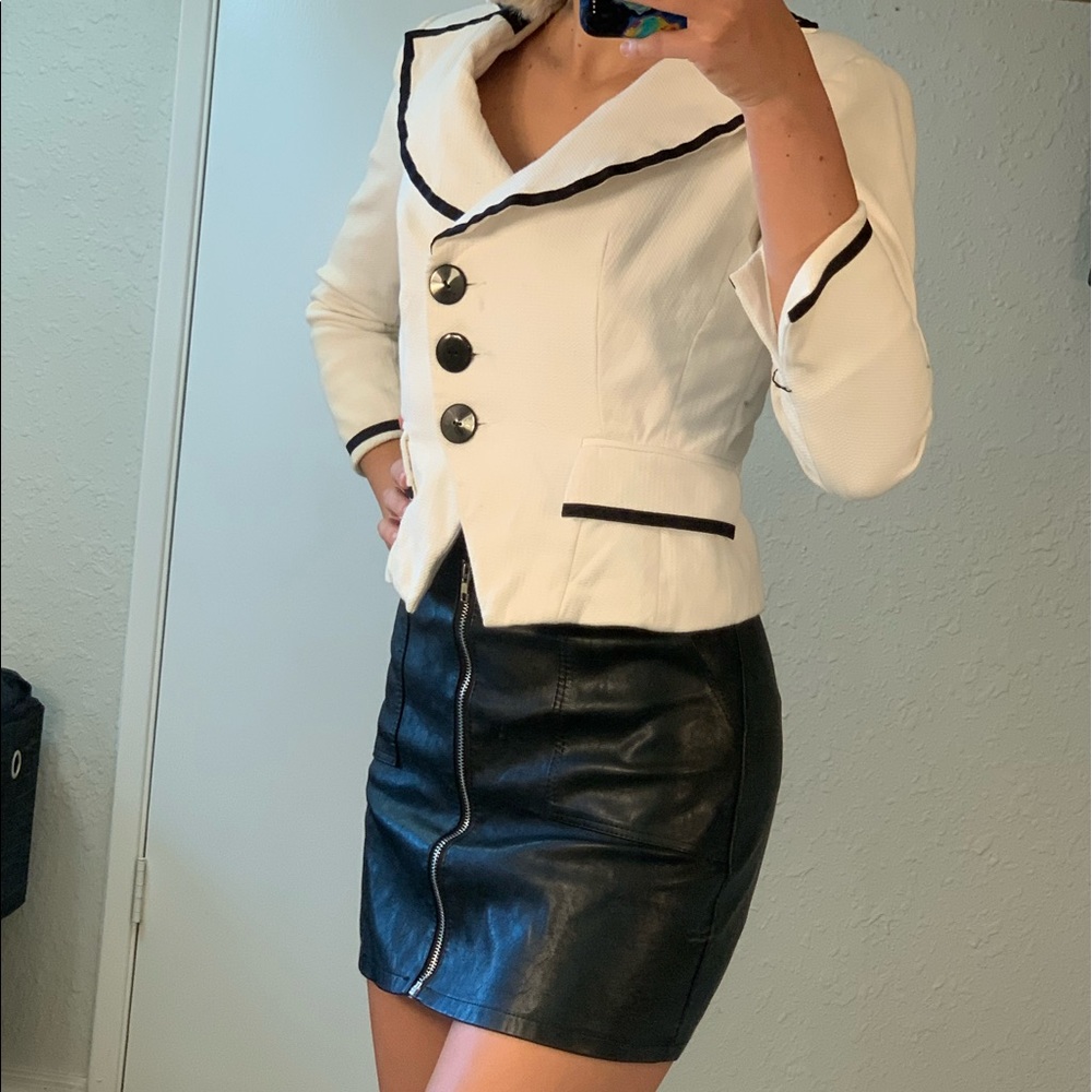 Bebe Women’s Blazer